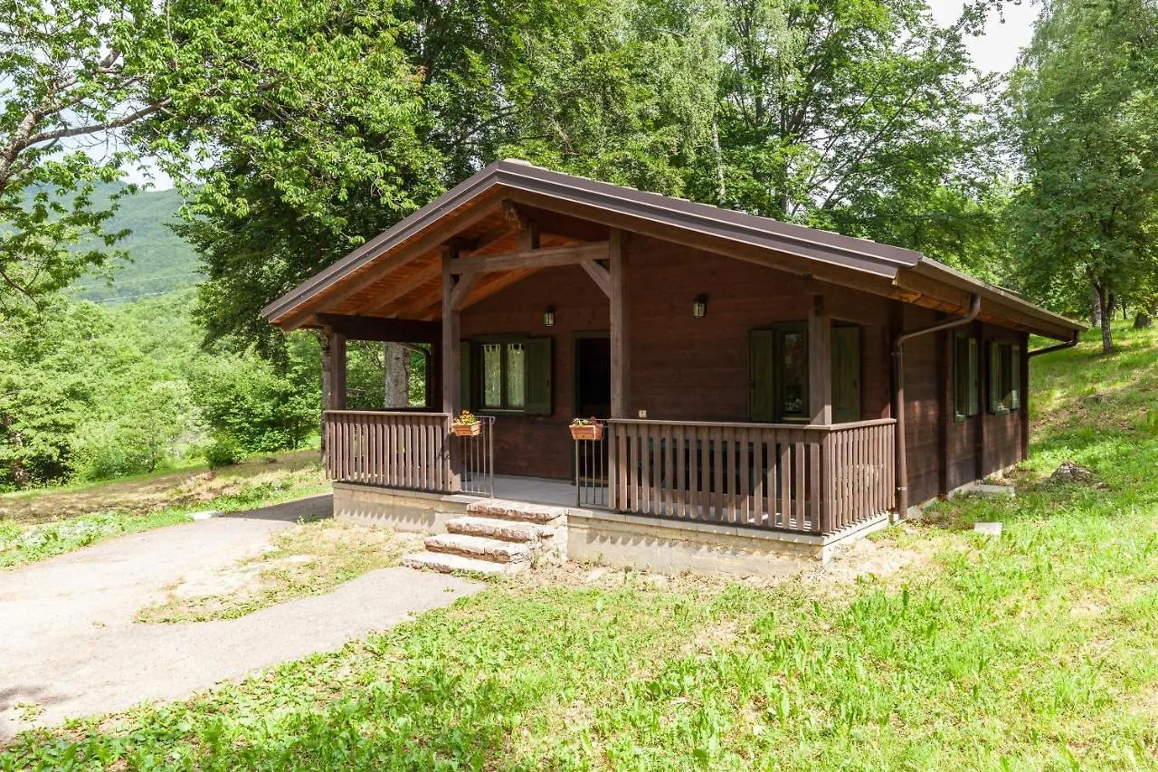 Villaggio Anemone - Chalet Anemone Capanne di Sillano 0*,  Italia