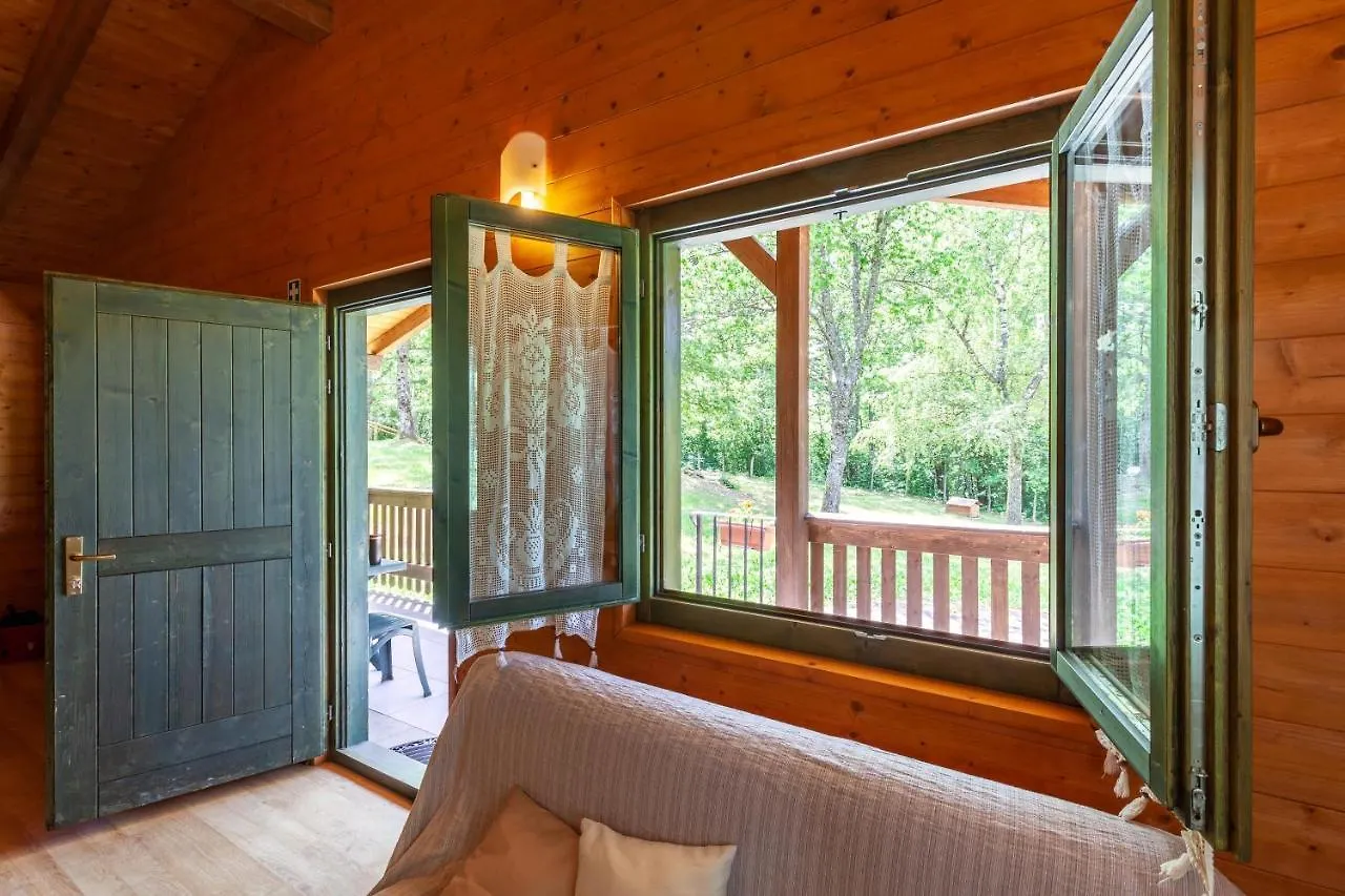Villaggio Anemone - Chalet Anemone Capanne di Sillano 0*,  Italia